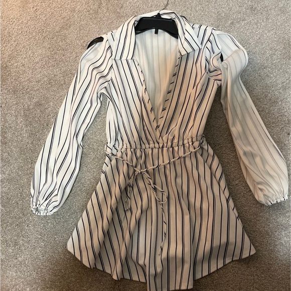 Romper - Picture 2 of 2